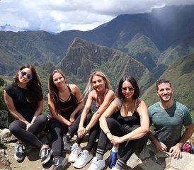 84 días de retiro de meditación, yoga y senderismo en Machu Picchu, Perú - Photo 1