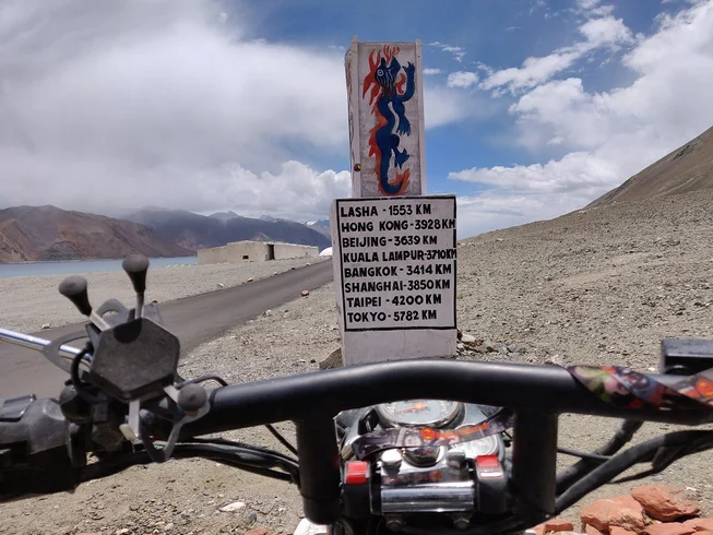 7 Day Explore the Best of Leh Ladakh Guided Motorcycle Tour in India photo 9