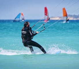 57 jours en stage d’initiation au kitesurf à Tarifa, Espagne - Photo 1