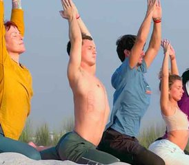 24 Tage 200-Stunden Yogalehrer Ausbildung in Rishikesh, Indien: Hatha, Ashtanga, Ayurveda, Klangheilung - Photo 5
