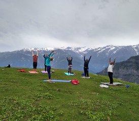 16 Tage Yoga Reise in Nepal mit Yoga Trekking und Kloster Retreat in Indien - Photo 3