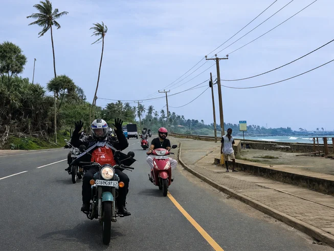 11 Day Guided Motorcycle Tour in Sri Lanka photo 2