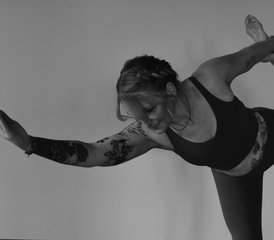 3 Tage Nikolaus Yoga Retreat im Advent im Labenbachhof, Deutschland: Sanftes Innehalten und Einkehr - Photo 4