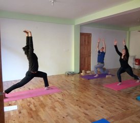 7-Daagse Himalayische Yoga Retreat met Tempelbezoeken in Manali, India - Photo 3