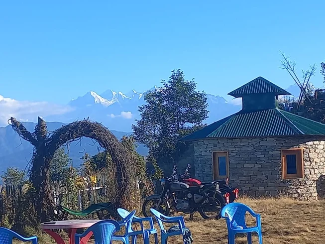 6 Day Everest View Guided Motorcycle Tour in Nepal photo 9