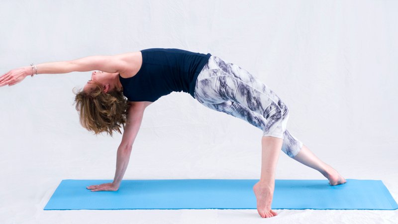 4 Day Vinyasa Yin Yoga Retreat For Mixed Ability In Eifel North Rhine Westphalia Bookyogaretreats Com
