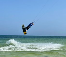 5 jours en stage de kitesurf pour petits groupes à Kilifi, Kenya - Photo 4