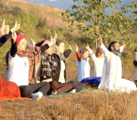 54 Tage 500-Stunden Kundalini Yogalehrer Ausbildung in Rishikesh, Indien - Photo 4