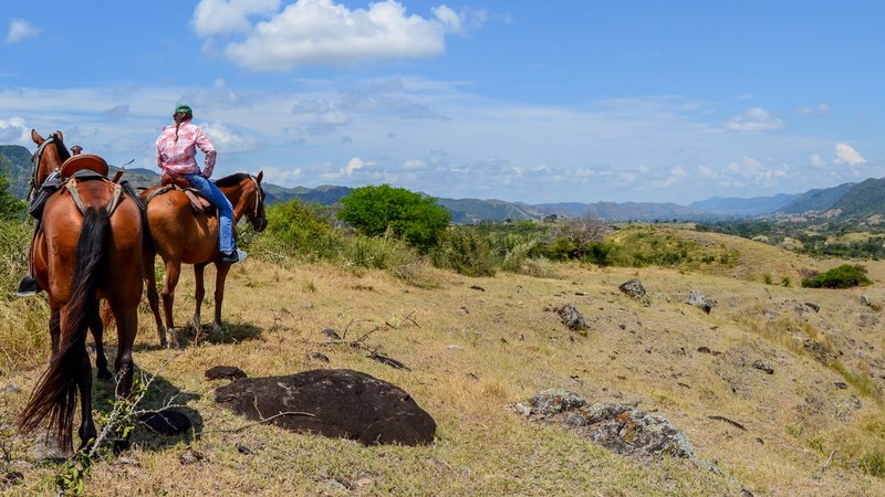 4 Day Intensive Horseback Riding with a Ranch Visit in Honda, Tolima