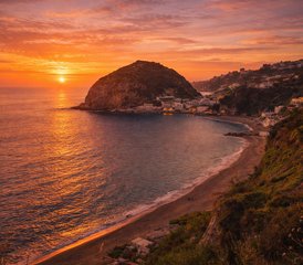 64 jours en stage Elemental Ischia de yoga et randonnée à Ischia et Capri, Italie - Photo 1