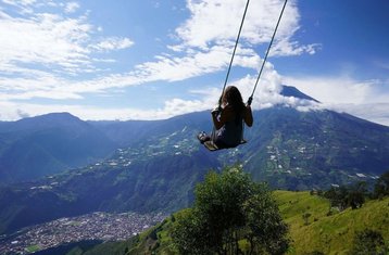 6 Day Hiking Tour in the Ecuadorian Andes with Visit to the Swing at the End of the World