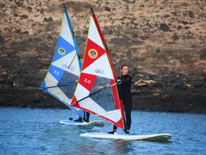 8 Tage Anfänger Windsurf-Camp und Yoga-Retreat in Corralejo, Fuerteventura, Spanien