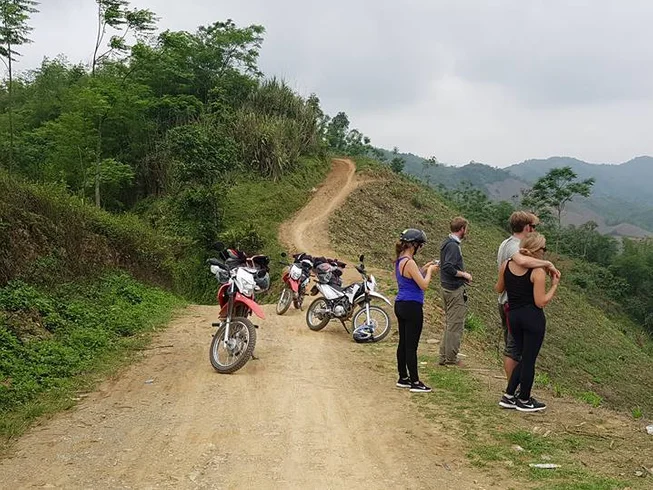 5 Day Awesome Northwest Vietnam Guided Off-Road Motorbike Tour From Hanoi to Cloudy Ta Xua (Son La) photo 9