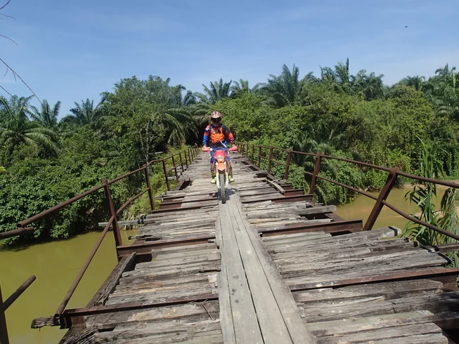 2 Day Guided Dirt Bike Tour in Selangor, Near Kuala Lumpur, Malaysia photo 2