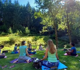 Awakening: 4 Tage Frühjahrs-Retreat mit Yoga, Ayurveda und sanftem Detox im Schwarzald, Deutschland - Photo 2