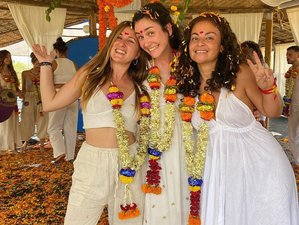 21 Tage 200-Stunden Monsun Multi Style Yogalehrer Ausbildung in Goa