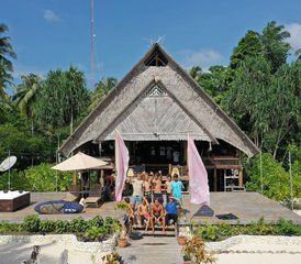 611 jours en stage de surf dans les îles Mentawai du Nord, Sumatra occidental, Indonésie - Photo 1