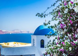 Santorini Retreats & Trips