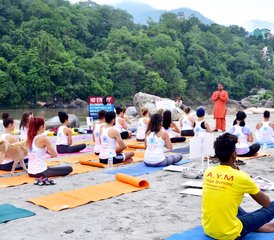 59 Tage 500-Stunden Hatha-, Vinyasa-, Kundalini- und Ayurveda-Yogalehrerausbildung in Rishikesh, Indien - Photo 3