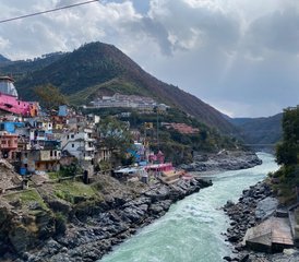 5 Tage Persönliches Asana Yoga-Retreat, 5 Minuten zu Fuß zum Heiligen Ganges in Rishikesh, Indien - Photo 4