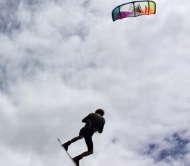 55 jours en stage multi-activités : SUP, planche à voile, wing foil et kitesurf dans le Queensland, Australie - Photo 1