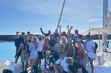 5 Tage Surf- und Party-Camp in Playa Del Hombre, Las Palmas, Spanien