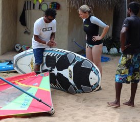 7-Daagse Spannende Kitesurfcamp voor Beginners bij De Silva Windresort, Kalpitiya, Sri Lanka - Photo 4