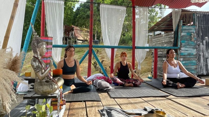 15 jours-200h en formation de professeur en hatha traditionnel et yin yoga à Manizales, Colombie