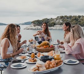 5 días de retiro de yoga mediterráneo de lujo para mujeres en Split, Croacia - Photo 3