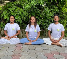 1128 jours-200h en formation de professeur de yoga ashtanga et hatha à Budhanilkantha, Népal - Photo 1