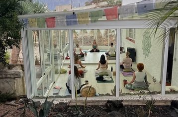 8 jours-50h en formation de professeur de yoga inclusive et sensible au trauma à Tenerife, Espagne