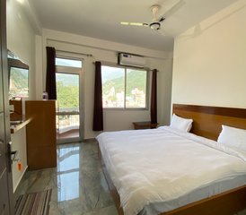 13 Day 100-Hour Kundalini Awakening Yoga Teacher Training in Rishikesh, India - Photo 4