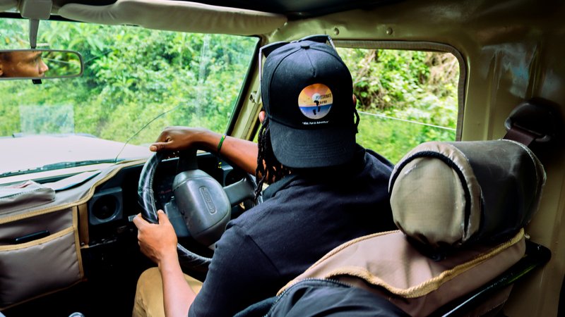 6 Day Serengeti Migration and Ngorongoro Luxury Safari in Tanzania