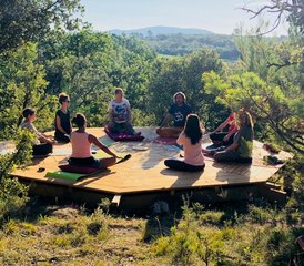 102 jours en week-end retraite de yoga, randonnée et aromathérapie en Cévennes à côté d'Uzes - Photo 1