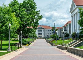 Lexington Retreats und Reisen