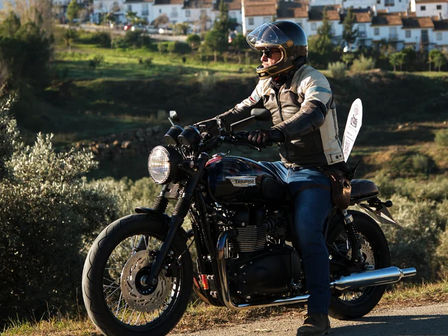 2 Day Guided Retro Motorcycle Premium Tour Experience in Authentic Inland Andalusia, Spain photo 6