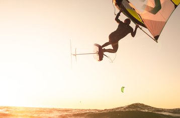 8 jours en stage de wing foil débutant à Surfers Retreat, Fuerteventura, Espagne