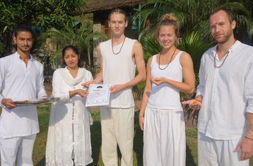 4 días de retiro de yoga, bienestar y meditación en Rishikesh, India