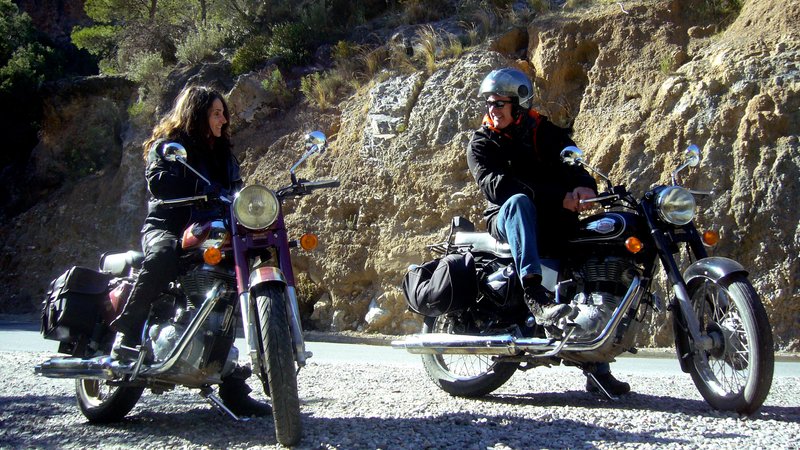 8 Tage Royal Enfield Sierras und Costa Geführte Motorradtour in Granada, Andalusien