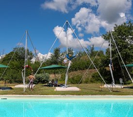 6 días de retiro de teoría de yoga aéreo en Umbría, Italia - Photo 5