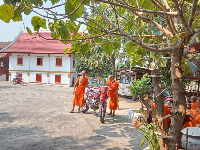 5 Day Exotic Guided Motorcycle Tour from Vientiane to Vang Vieng, Luang Prabang in Laos photo 6