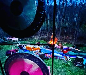 115 jours en stage de yoga kundalini et sonothérapie en Ardèche, France - Photo 1