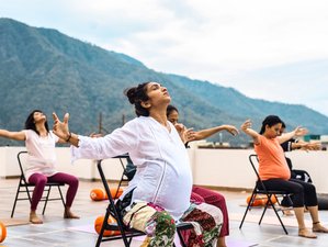 7 jours en stage de formation de professeur de yoga prénatal et postnatal à Rishikesh, Inde