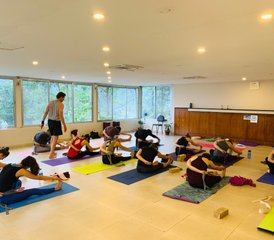 1128 Tage 300-Stunden Fortgeschrittene Yogalehrer Ausbildung in Pokhara, Kaski District, Nepal - Photo 1