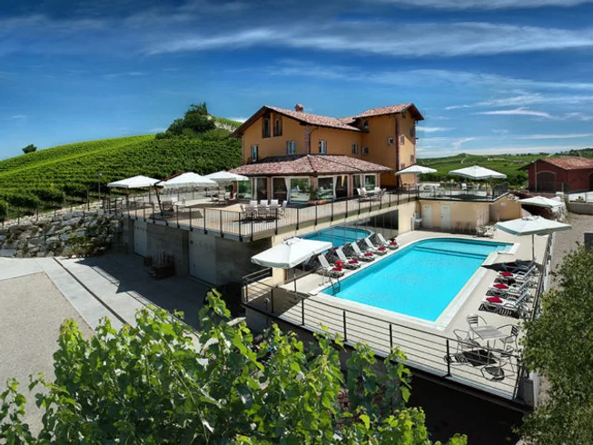 6 Day Self-Guided Vespa Motorcycle Holiday in Piedmont, Italy photo 2