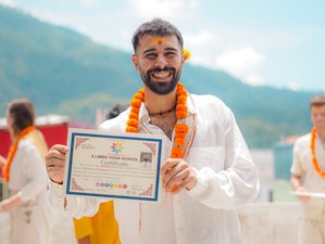 25 jours-200h en formation de professeur de yoga multi-styles avec ayurveda, son, guérison émotionnelle et pranique à Rishikesh, Inde