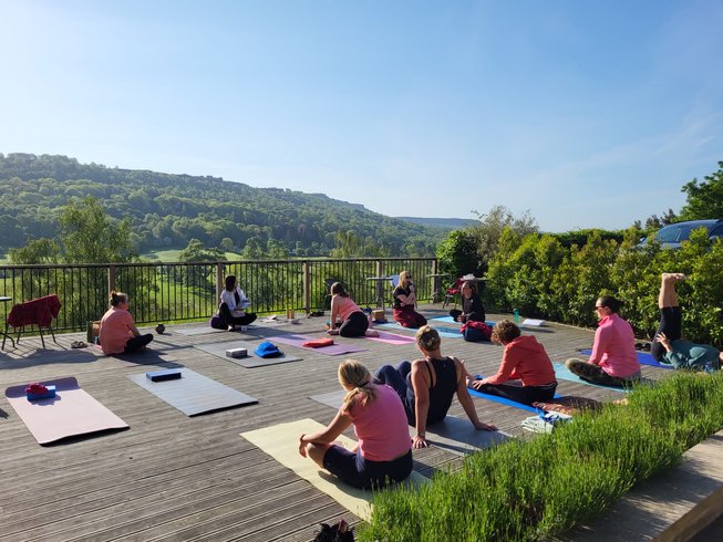 5 Day Mid-Week Hiking and Yoga Holiday in Peak District ...