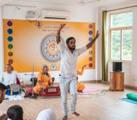 4 Day Transformational Yoga Retreat in Rishikesh, India with a Himalayan Trip - Photo 3