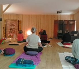 94 jours de stage de hatha yoga dans le Puy-de-Dôme, en Auvergne, France - Photo 1
