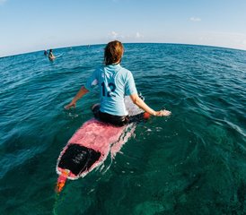 98-Daagse verblijf en surfen in centraal Thimarafushi, Malediven voor beginners of halfgevorderde surfers - Photo 1